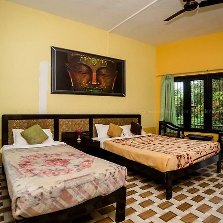 Chitwan Adventure Resort Sauraha Exterior foto